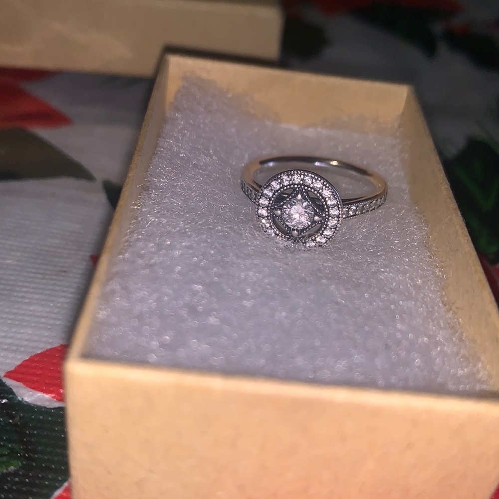 Pandora vintage ring